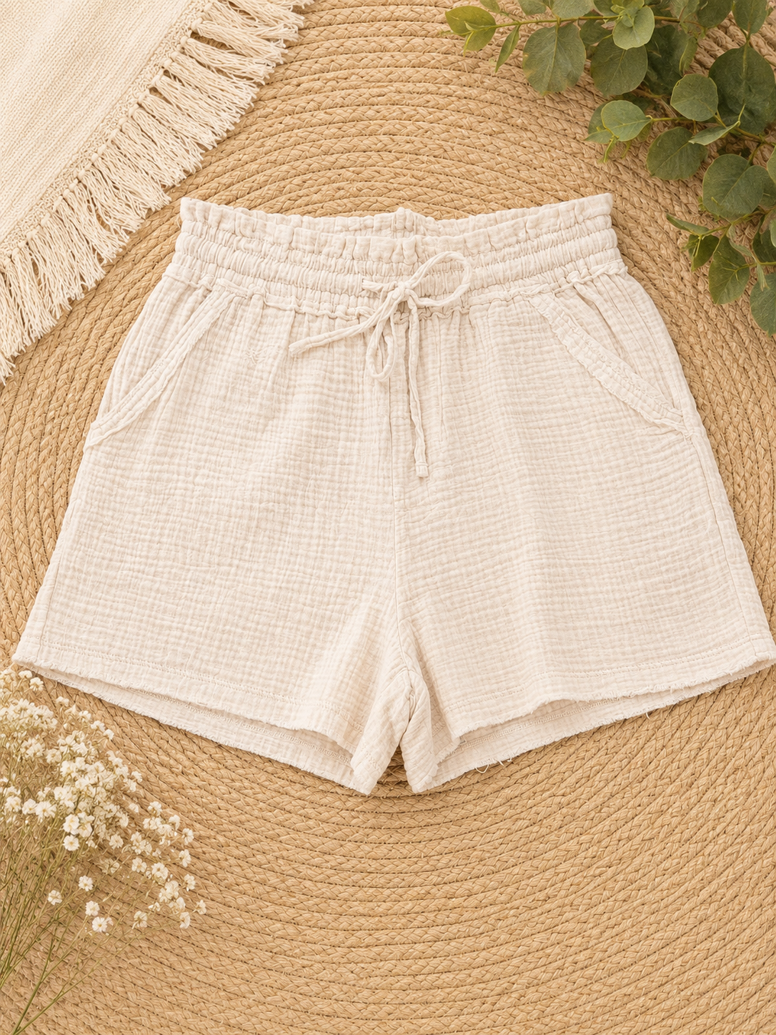 Shorts with pockets